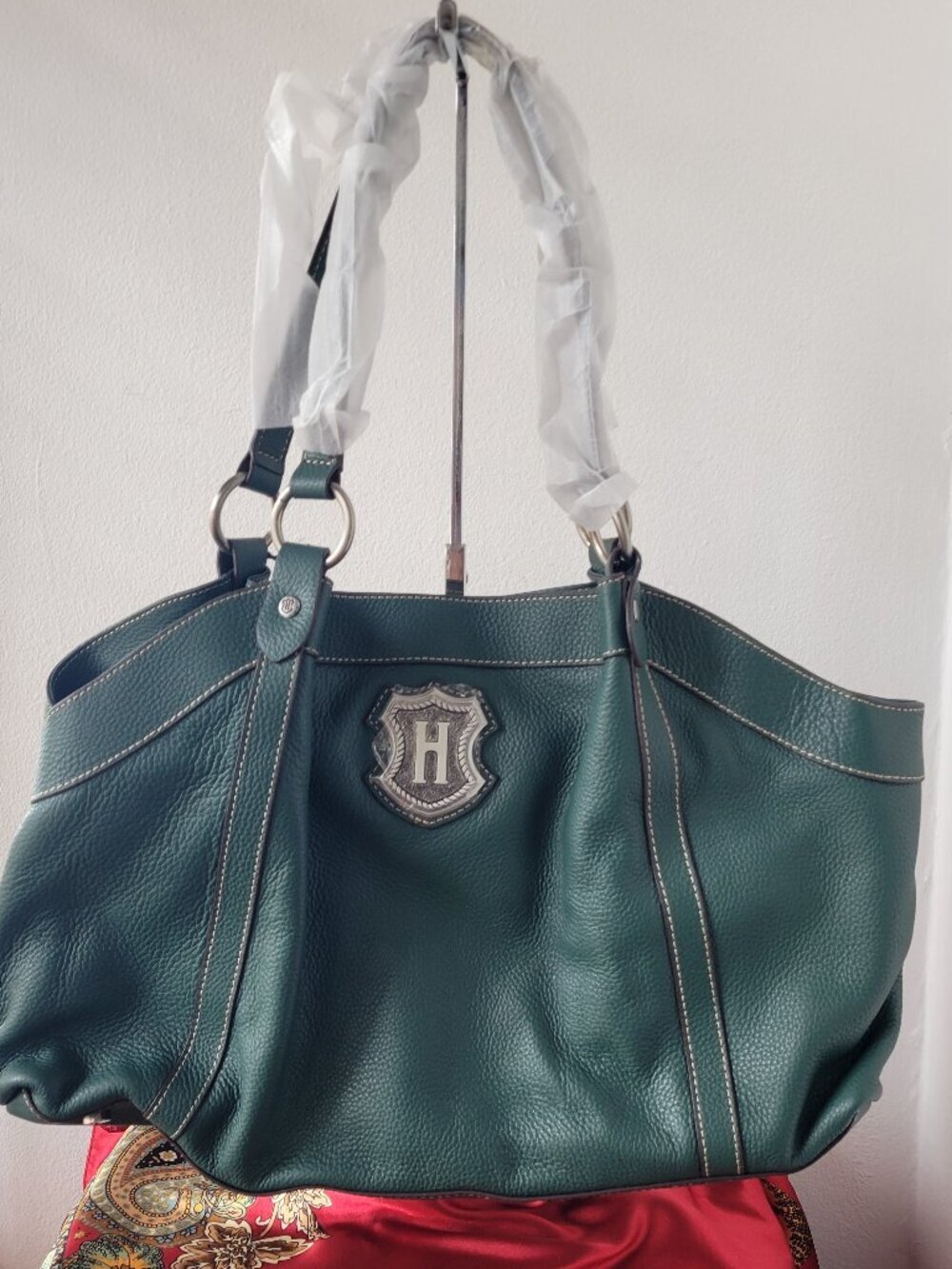 New J.W. Hulme Green Leather Shoulder Bag w/Crest Detail